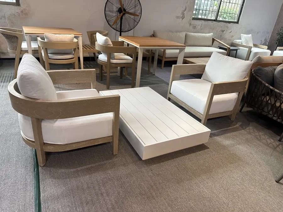 Manufacturer showroom in Guangdong during a factory visit
